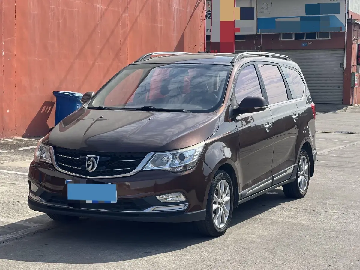2016 BaoJun 730 1.5L 112HP L4 5MT