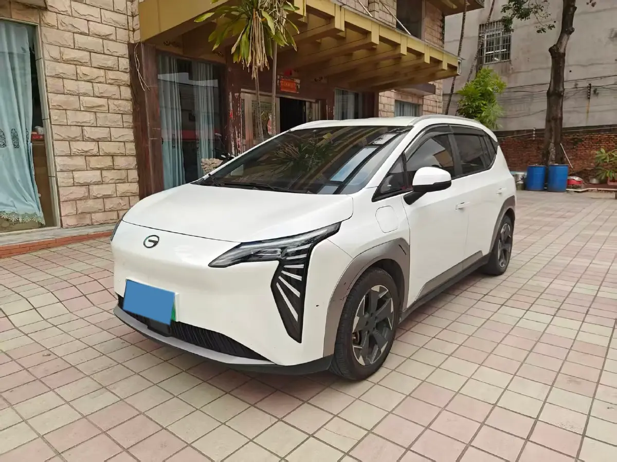 2023 MAXUS Interstellar 2.0T 143HP L4 6AT