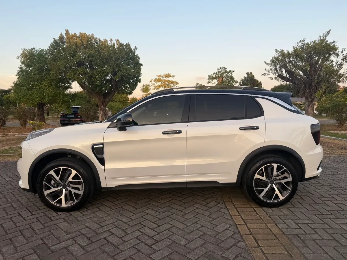 2019 LYNK&CO 01 EM-P 1.5T 180HP L3 7DCT PHEV 9.4KWH,autocango,china used car exporter,china ev exporter,chinese used car exporter,chinese used ev exporter
