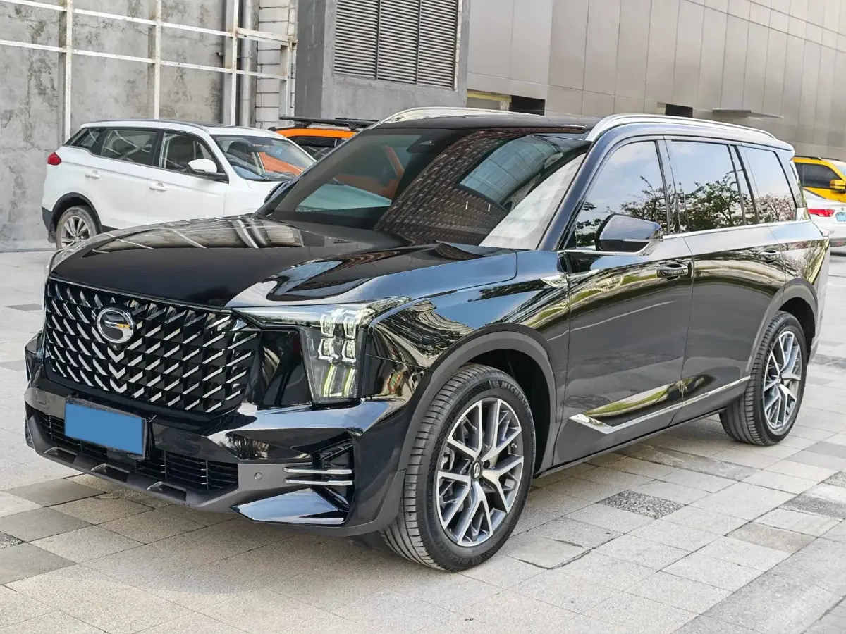 2022 GAC Trumpchi GS8 2.0T 252HP L4 8AT