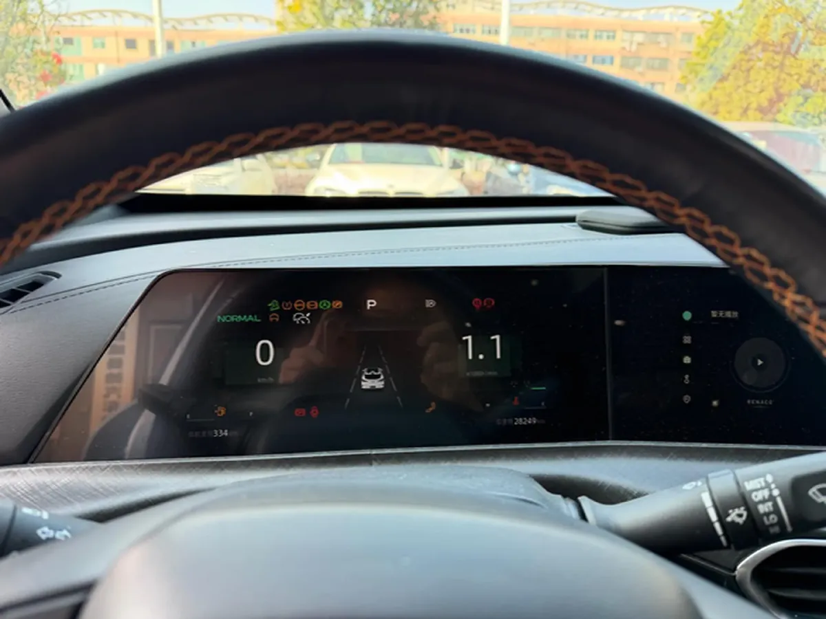 2022 ChangAn UNI-T 1.5T 188HP L4 7DCT,autocango,china used car exporter,china ev exporter,chinese used car exporter,chinese used ev exporter