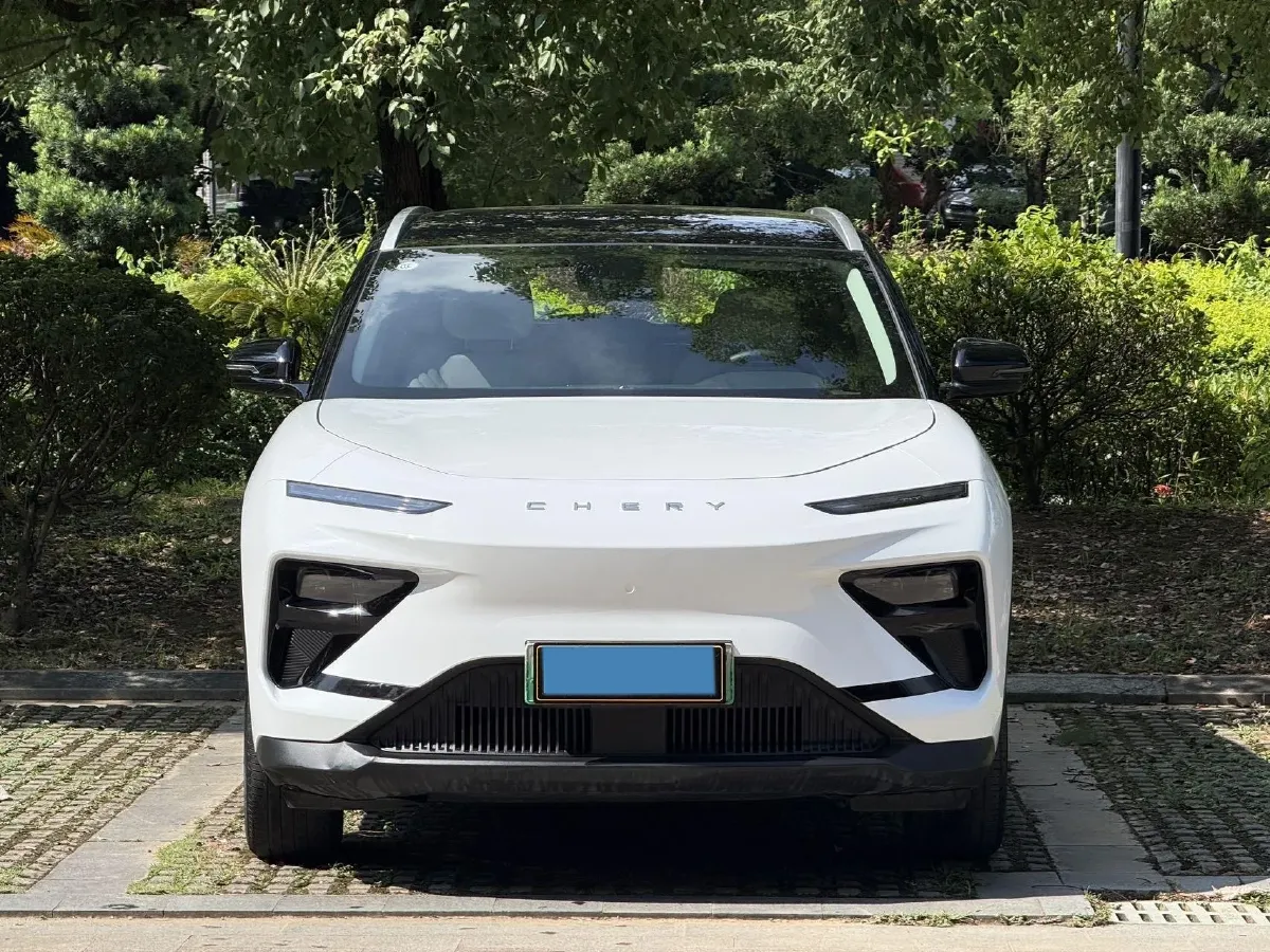 2024 Chery EV eQ7 BEV 65.52KWH,autocango,china used car exporter,china ev exporter,chinese used car exporter,chinese used ev exporter