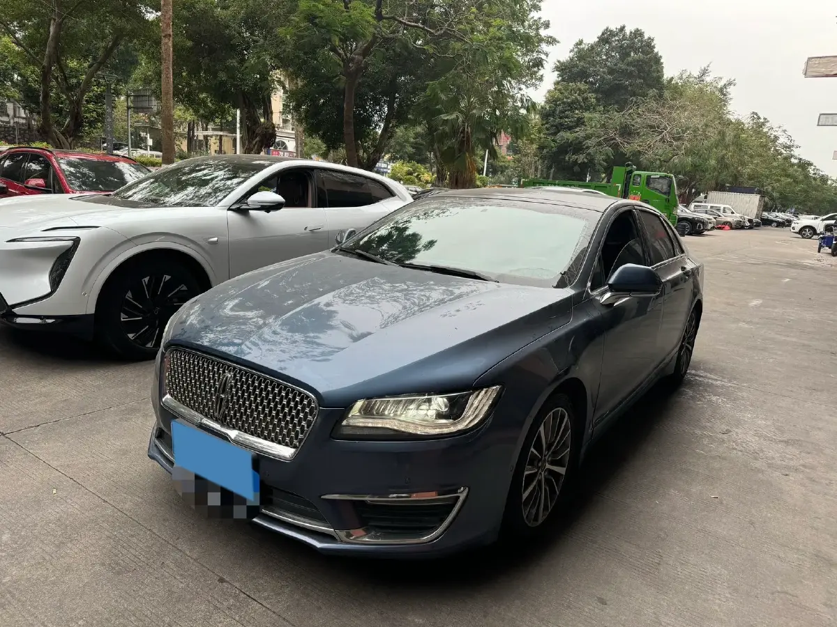 2018 Lincoln MKZ 2.0T 203HP L4 6AT