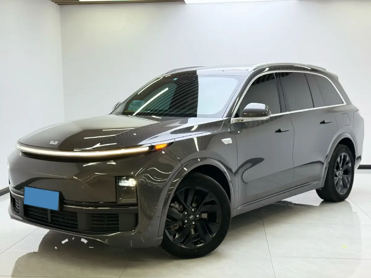 2023 Li L8 Range Extended 154HP REEV 40.9KWH