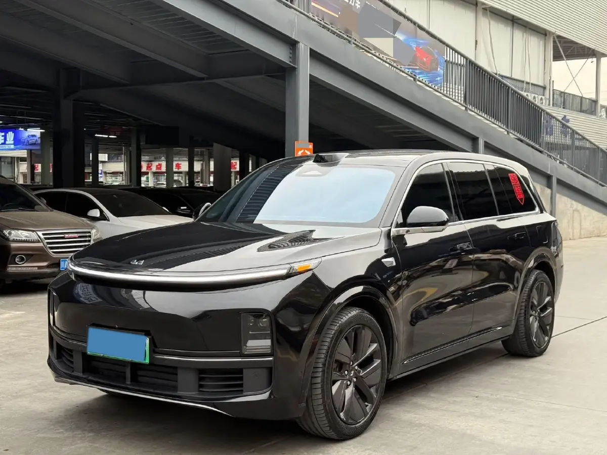 2024 Land Rover Range Rover Evoque 1.5T 200HP L3 8AT PHEV 15.5KWH