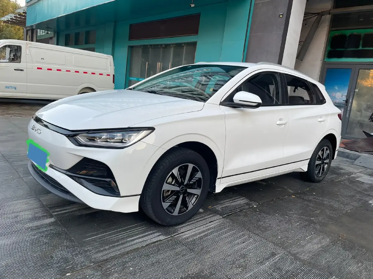 2023 BYD e2 BEV 43.2KWH