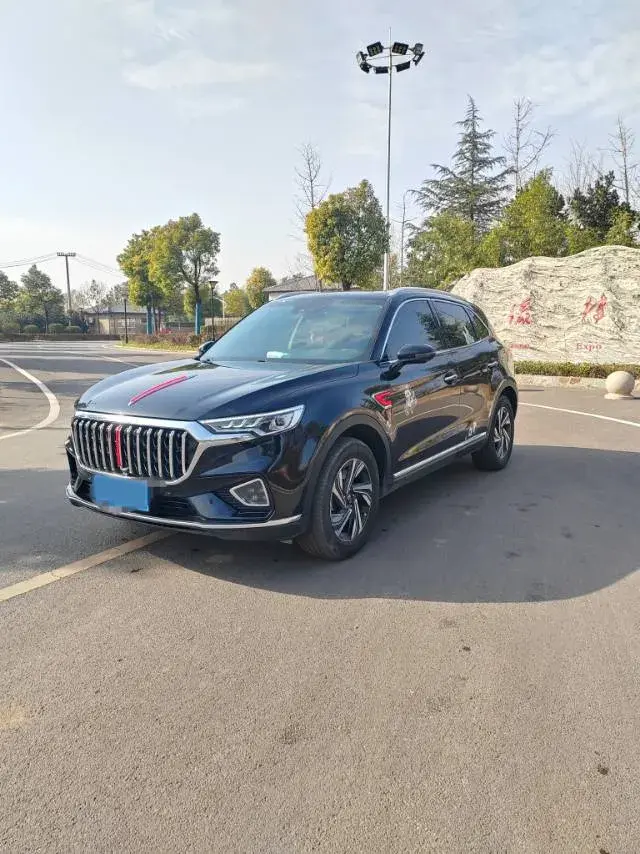2022 HongQi HS5 2.0T 224HP L4 6AT