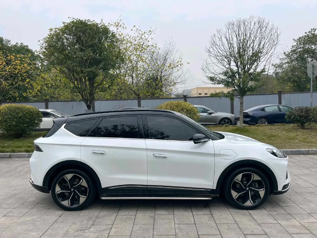 2022 ARCFOX αT BEV 93.6KWH,autocango,china used car exporter,china ev exporter,chinese used car exporter,chinese used ev exporter