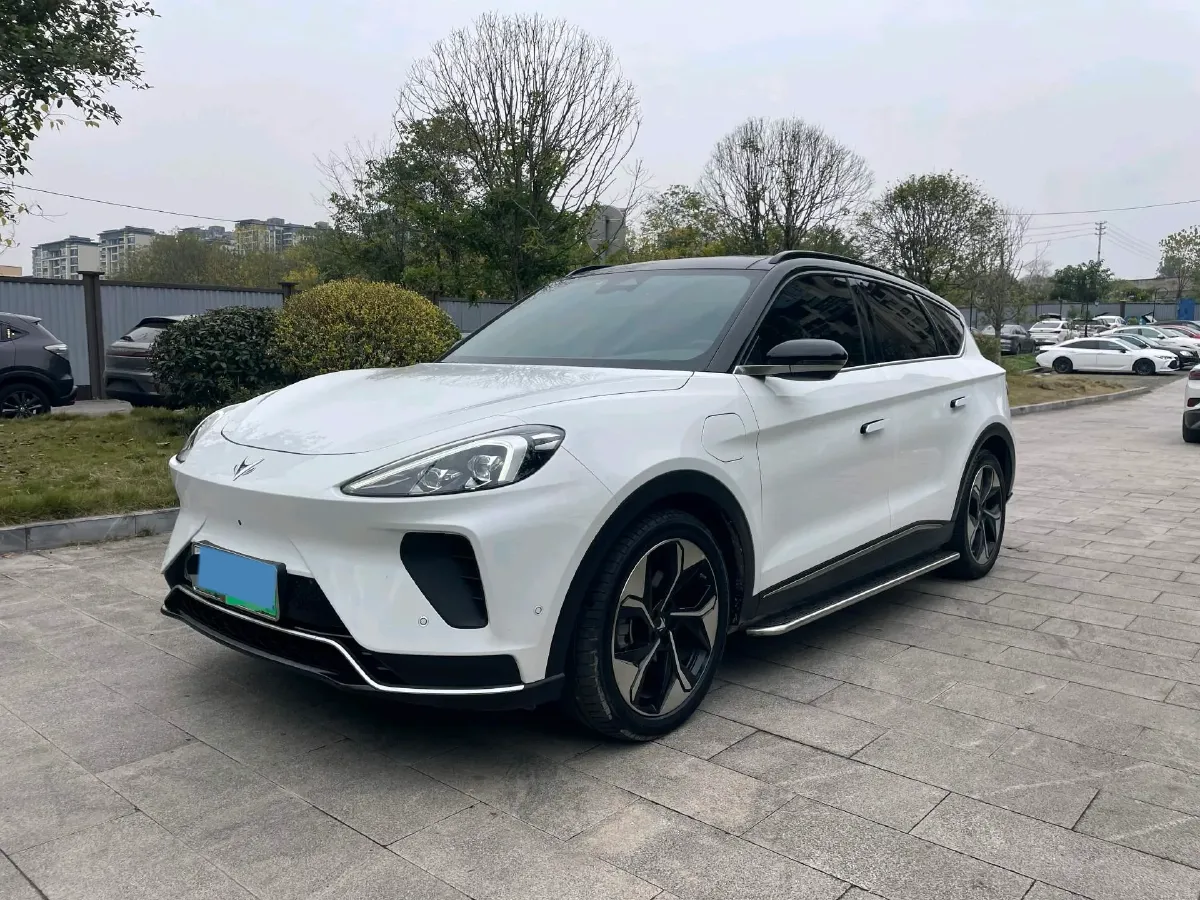 2022 ARCFOX αT BEV 93.6KWH,autocango,china used car exporter,china ev exporter,chinese used car exporter,chinese used ev exporter