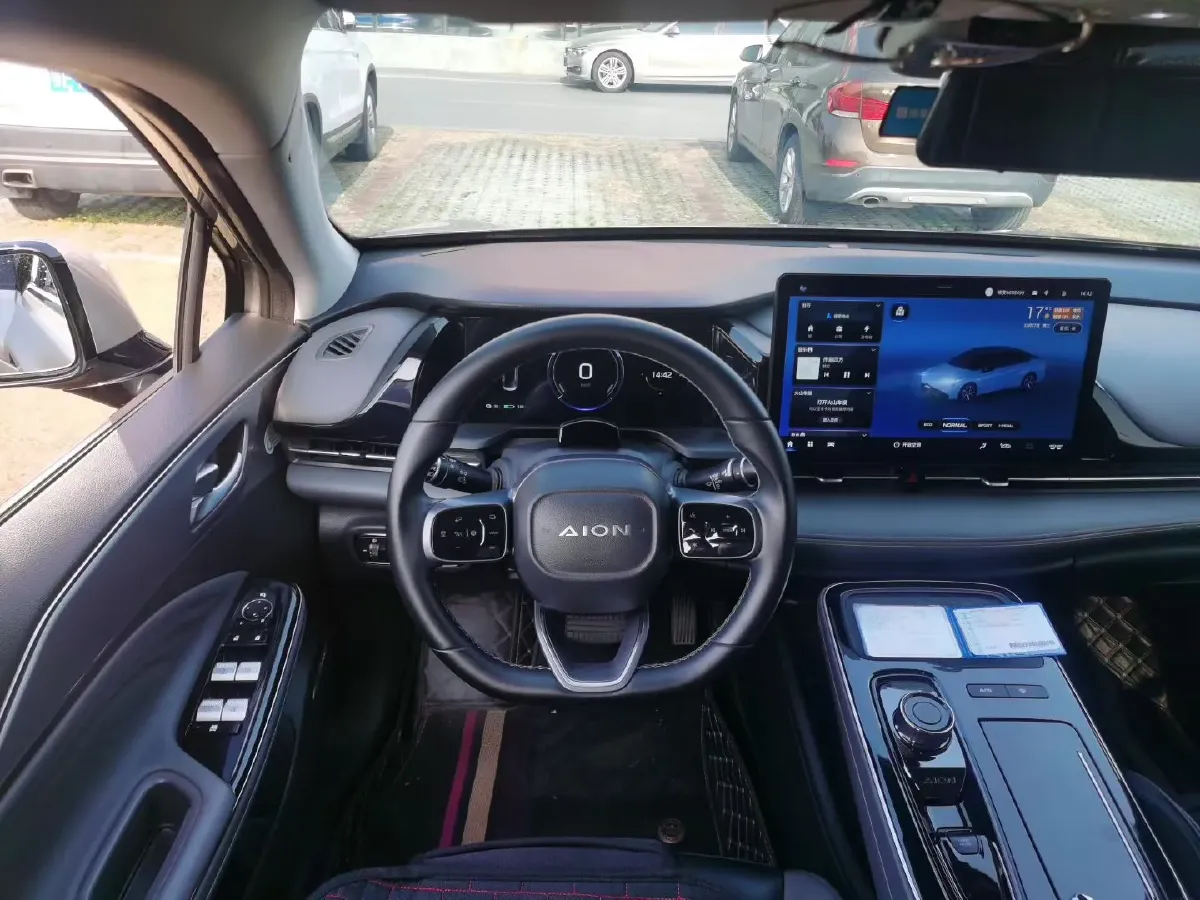 2022 ChangAn Oshan Z6 1.5T 170HP L4 6TCT PHEV 28.4KWH,autocango,china used car exporter,china ev exporter,chinese used car exporter,chinese used ev exporter