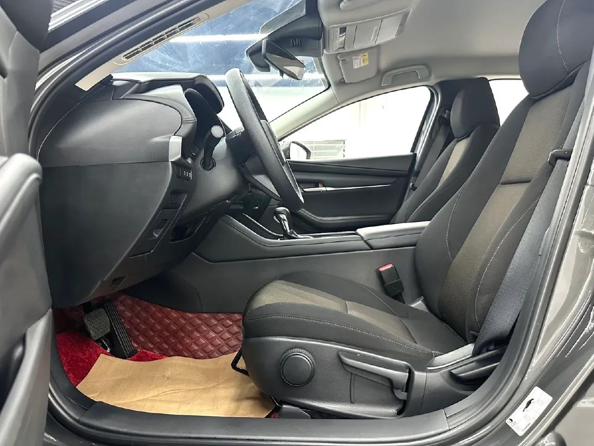 2022 Mazda 3 Axela 2.0L 158HP L4 6AT,autocango,china used car exporter,china ev exporter,chinese used car exporter,chinese used ev exporter