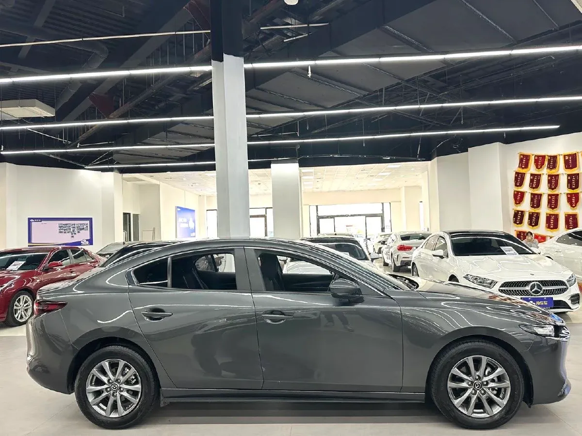 2022 Mazda 3 Axela 2.0L 158HP L4 6AT,autocango,china used car exporter,china ev exporter,chinese used car exporter,chinese used ev exporter