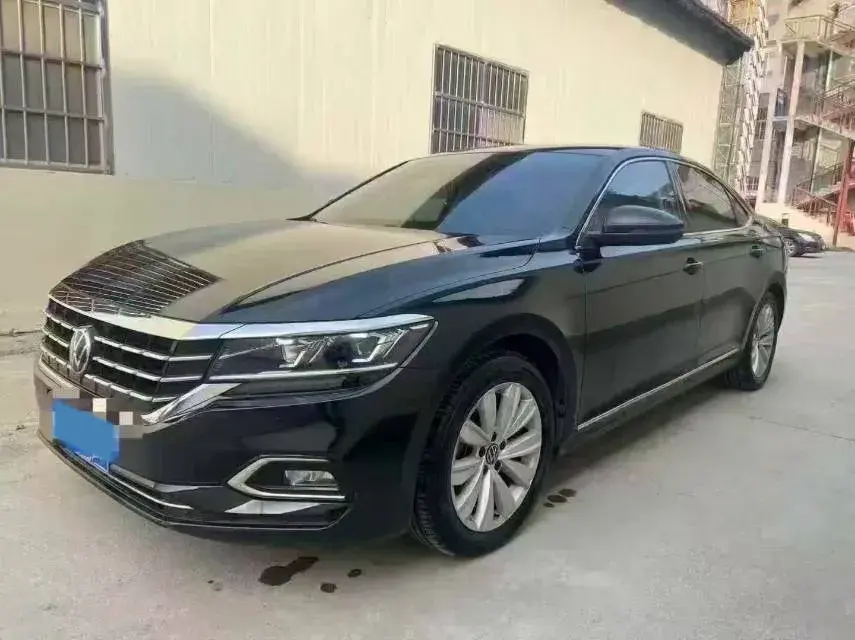 2020 Volkswagen Passat 2.0T 186HP L4 7DCT