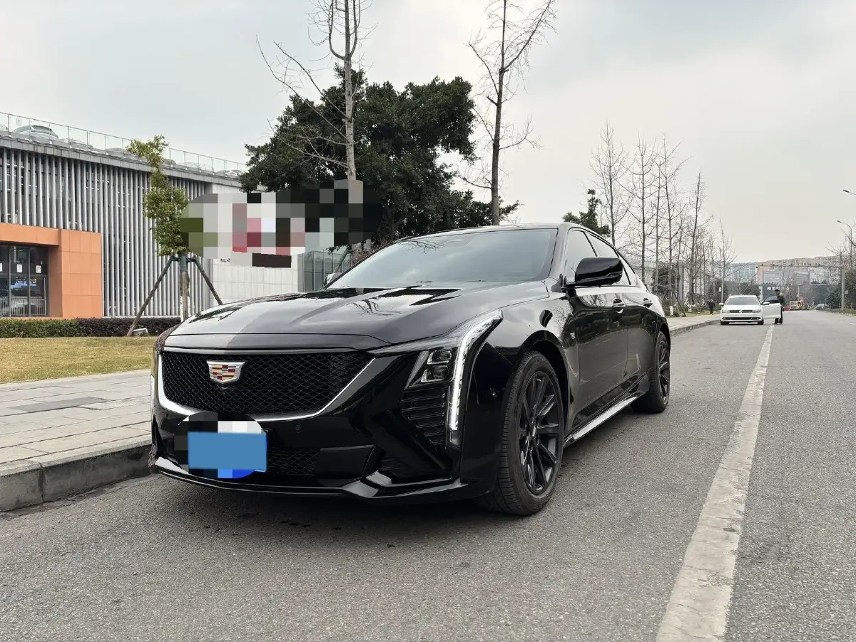 2024 Cadillac CT5 2.0T 237HP L4 10AT