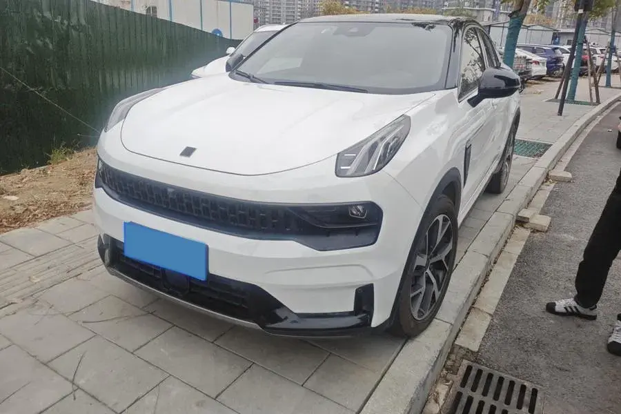 2020 LYNK&CO 05 2.0T 254HP L4 8AT