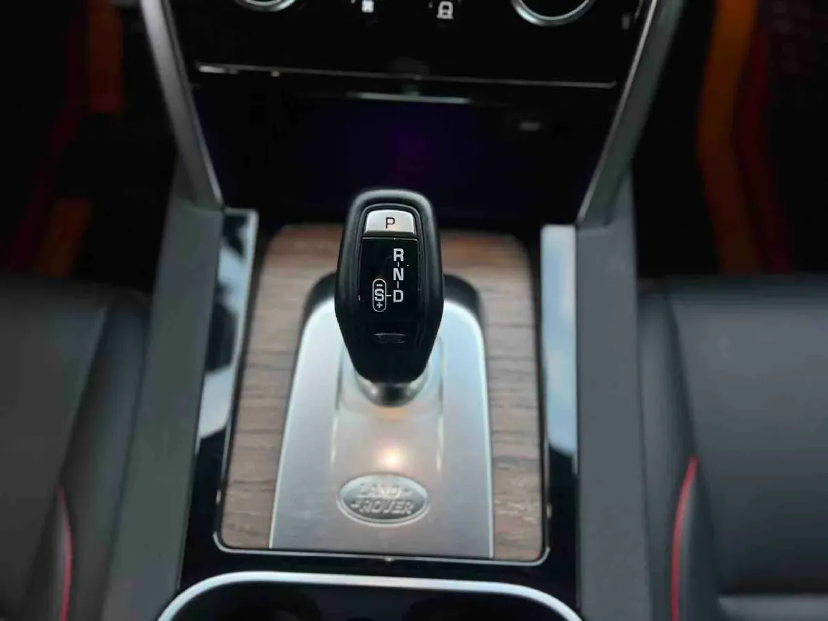 2023 Land Rover Discovery Sport 2.0T 249HP L4 9AT,autocango,china used car exporter,china ev exporter,chinese used car exporter,chinese used ev exporter