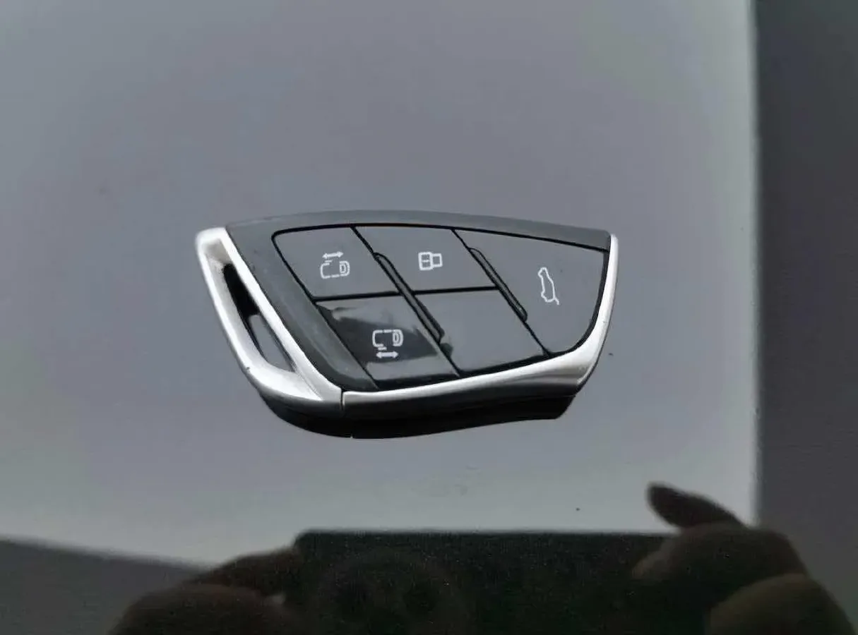 2024 MAXUS DaJia 7 BEV 90KWH,autocango,china used car exporter,china ev exporter,chinese used car exporter,chinese used ev exporter