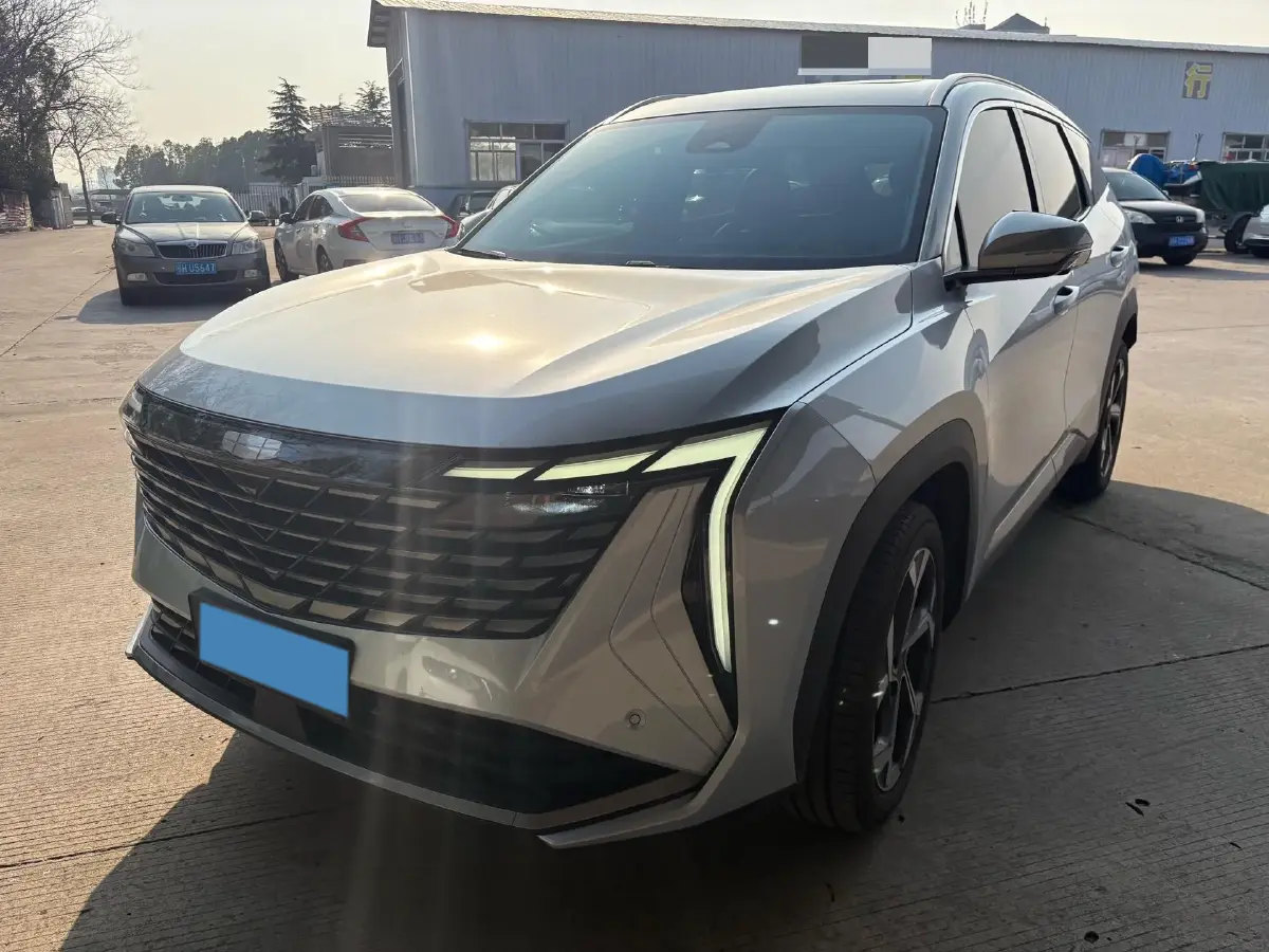 2024 Geely StarRay 1.5T 181HP L4 7DCT