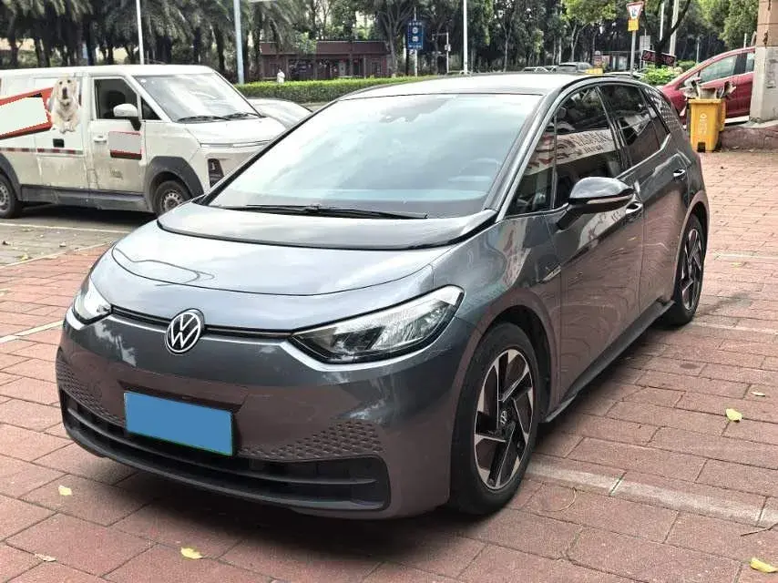 2023 Volkswagen ID.3 BEV 52.8KWH