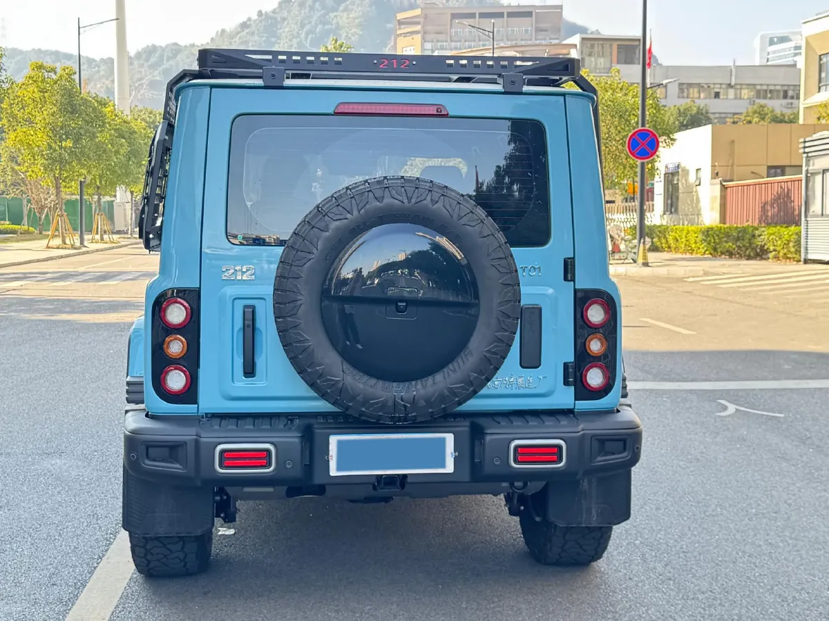 2025 212 212 T01 2.0T 252HP L4 8AT,autocango,china used car exporter,china ev exporter,chinese used car exporter,chinese used ev exporter