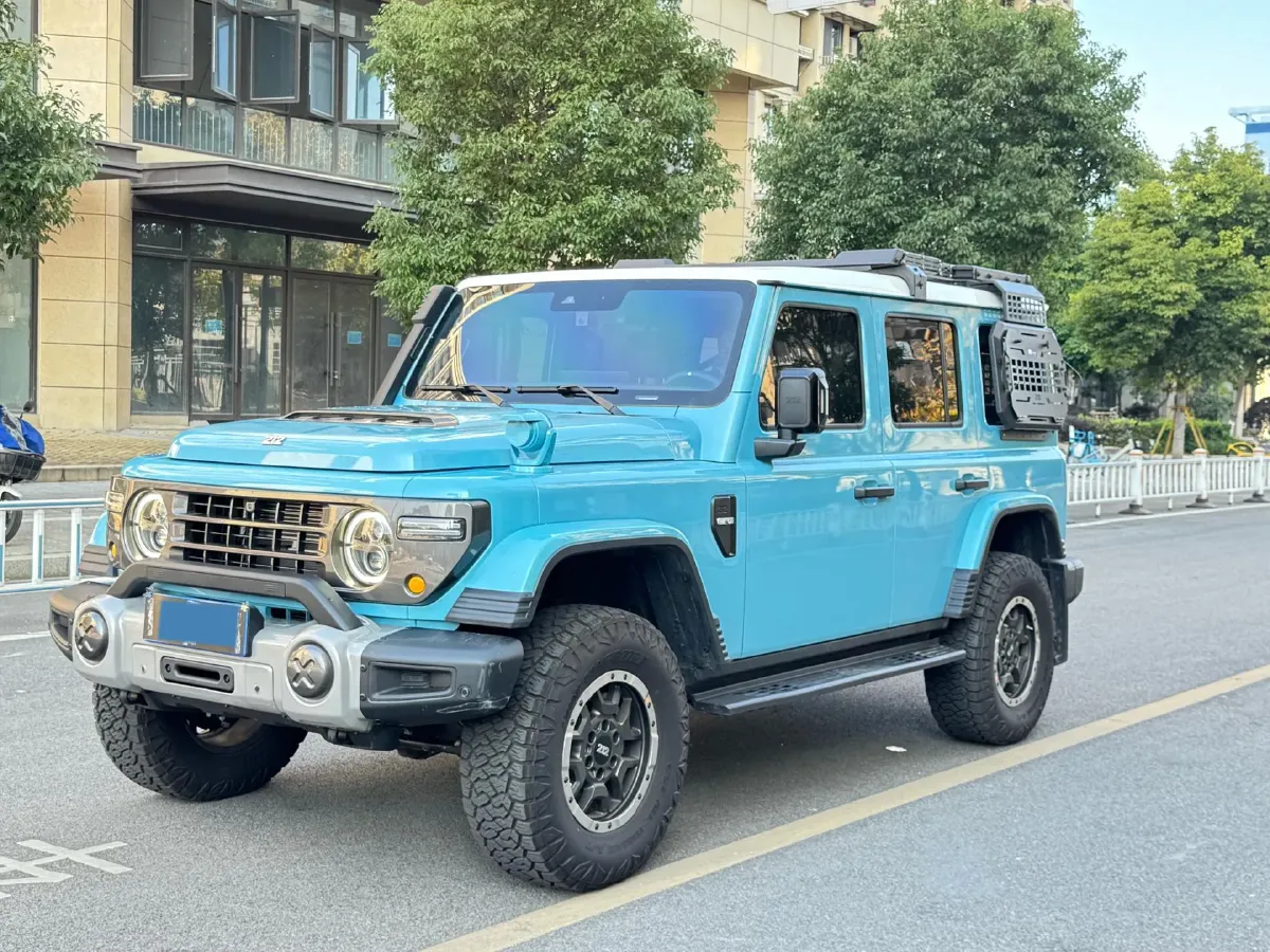 2025 212 212 T01 2.0T 252HP L4 8AT,autocango,china used car exporter,china ev exporter,chinese used car exporter,chinese used ev exporter