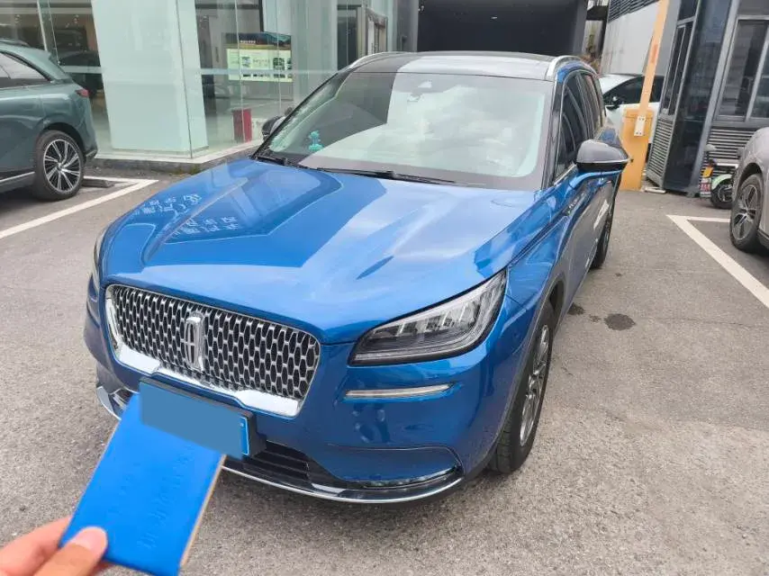 2020 Lincoln Corsair 2.0T 245HP L4 8AT