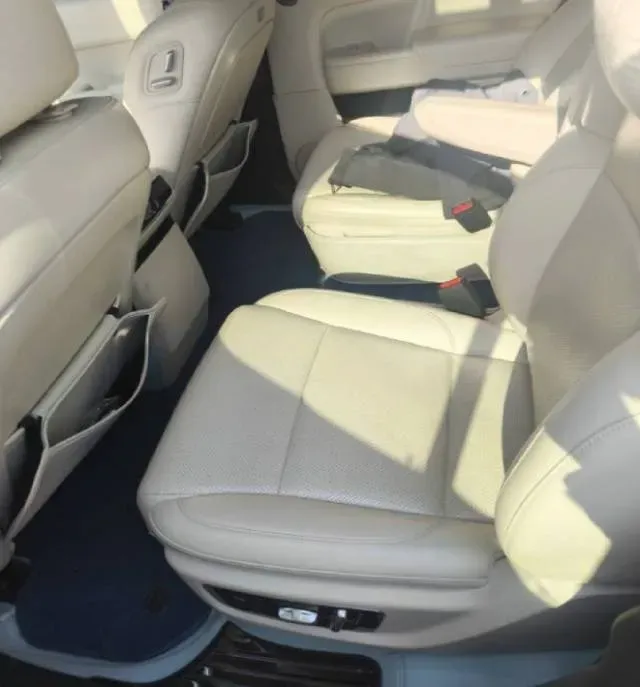 2024 Ford Bronco 2.3T 275HP L4 10AT,autocango,china used car exporter,china ev exporter,chinese used car exporter,chinese used ev exporter