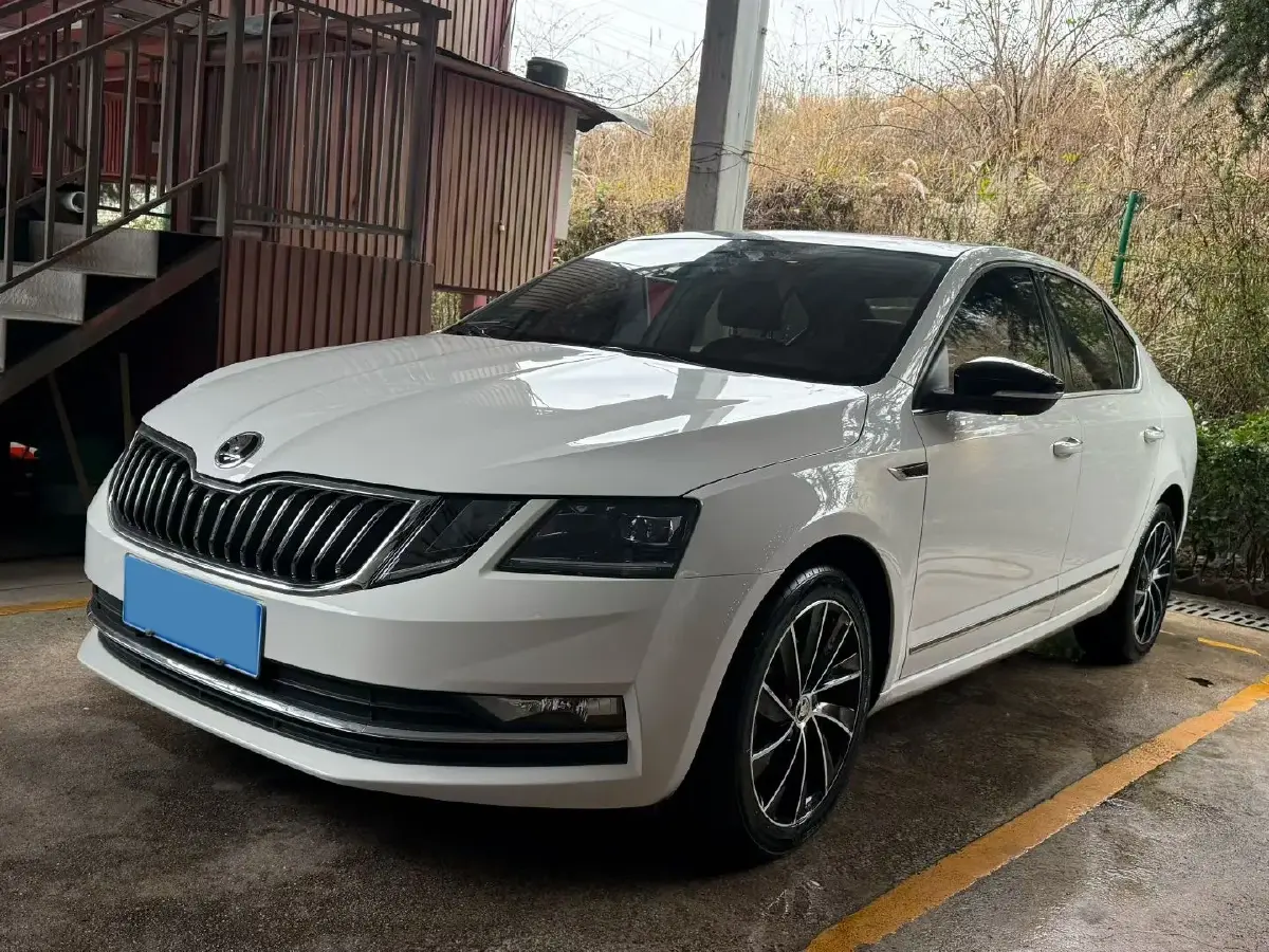 2019 Skoda Octavia 1.4T 150HP L4 7DCT