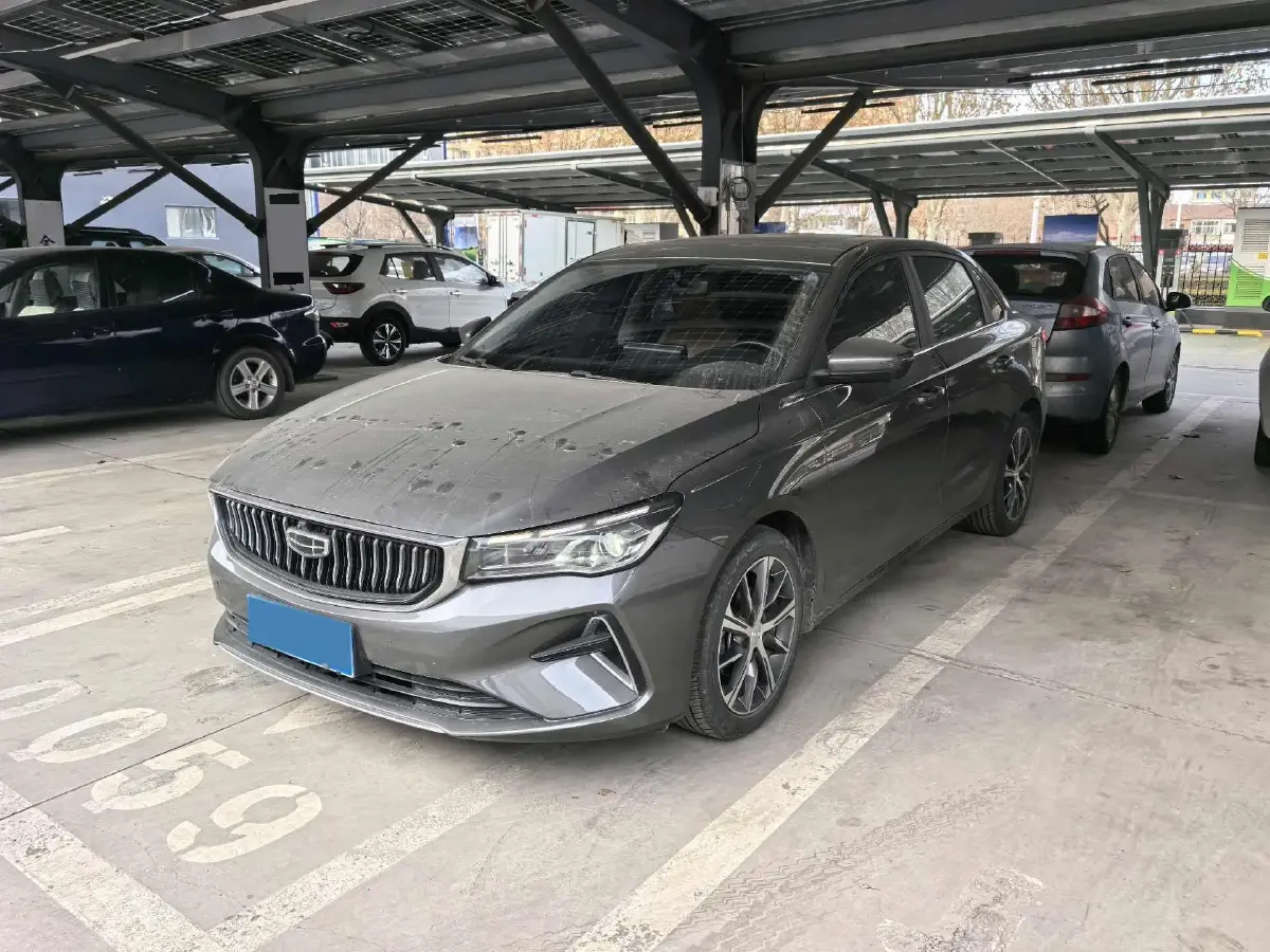 2022 Geely Emgrand 1.5L 114HP L4 CVT