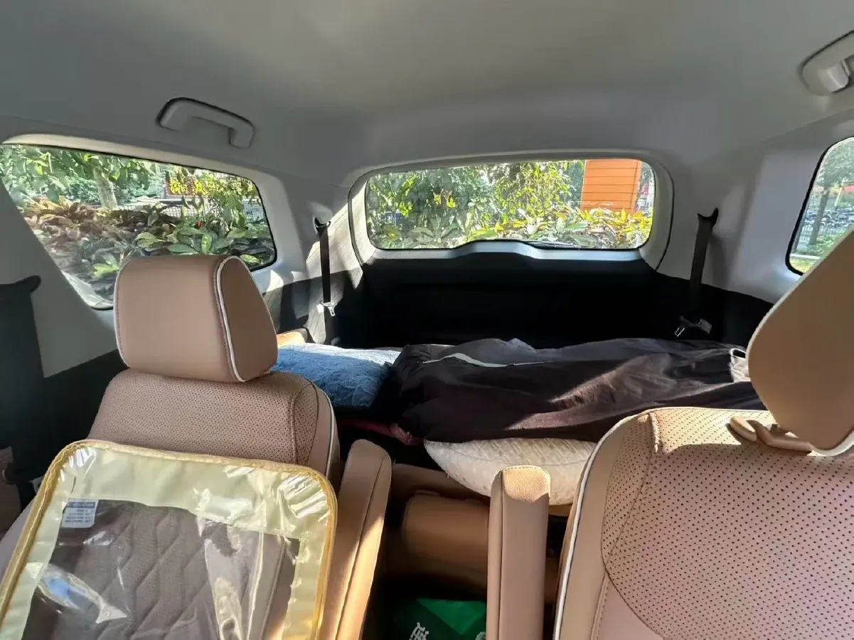 2022 Venucia T60 1.6L 126HP L4 CVT,autocango,china used car exporter,china ev exporter,chinese used car exporter,chinese used ev exporter