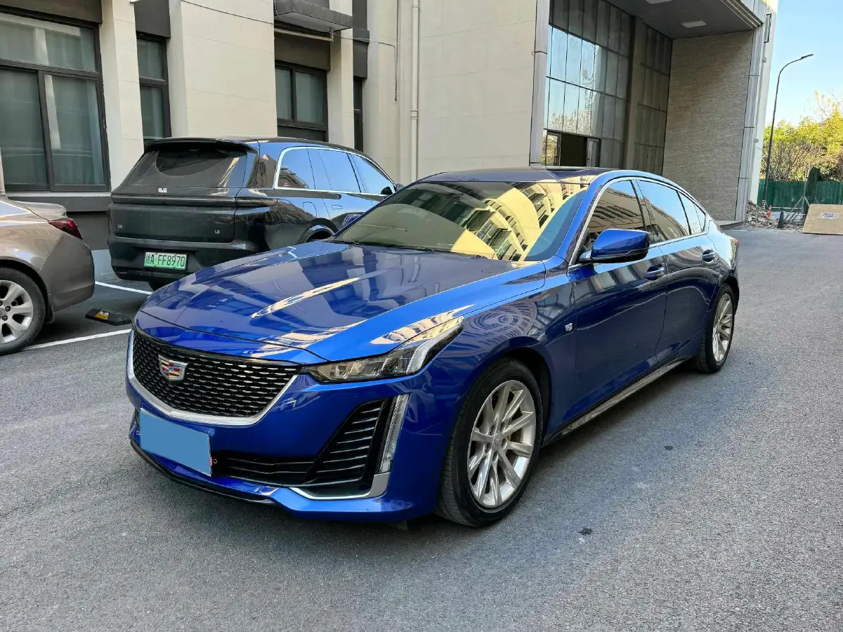 2020 Cadillac CT5 2.0T 237HP L4 10AT