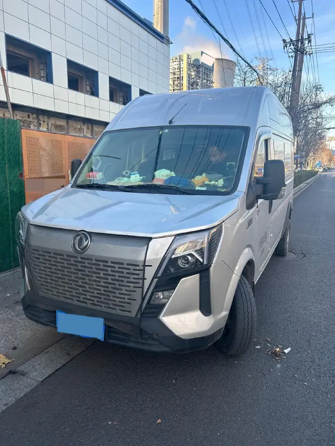 2023 Ford Transit 2.0T 220HP L4 5MT