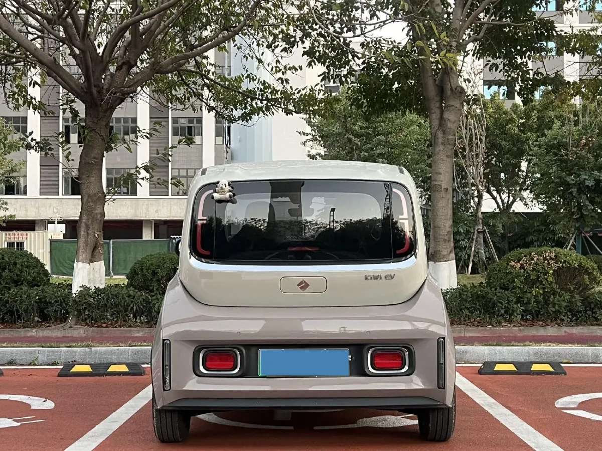 2023 BaoJun KiWi EV BEV 31.9KWH,autocango,china used car exporter,china ev exporter,chinese used car exporter,chinese used ev exporter