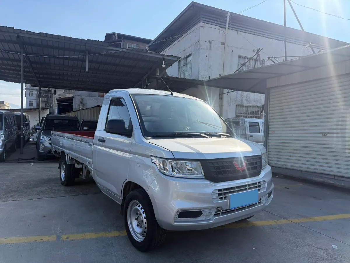 2019 WuLing RongGuang New Truck 1.8L 133HP L4 5MT,autocango,china used car exporter,china ev exporter,chinese used car exporter,chinese used ev exporter