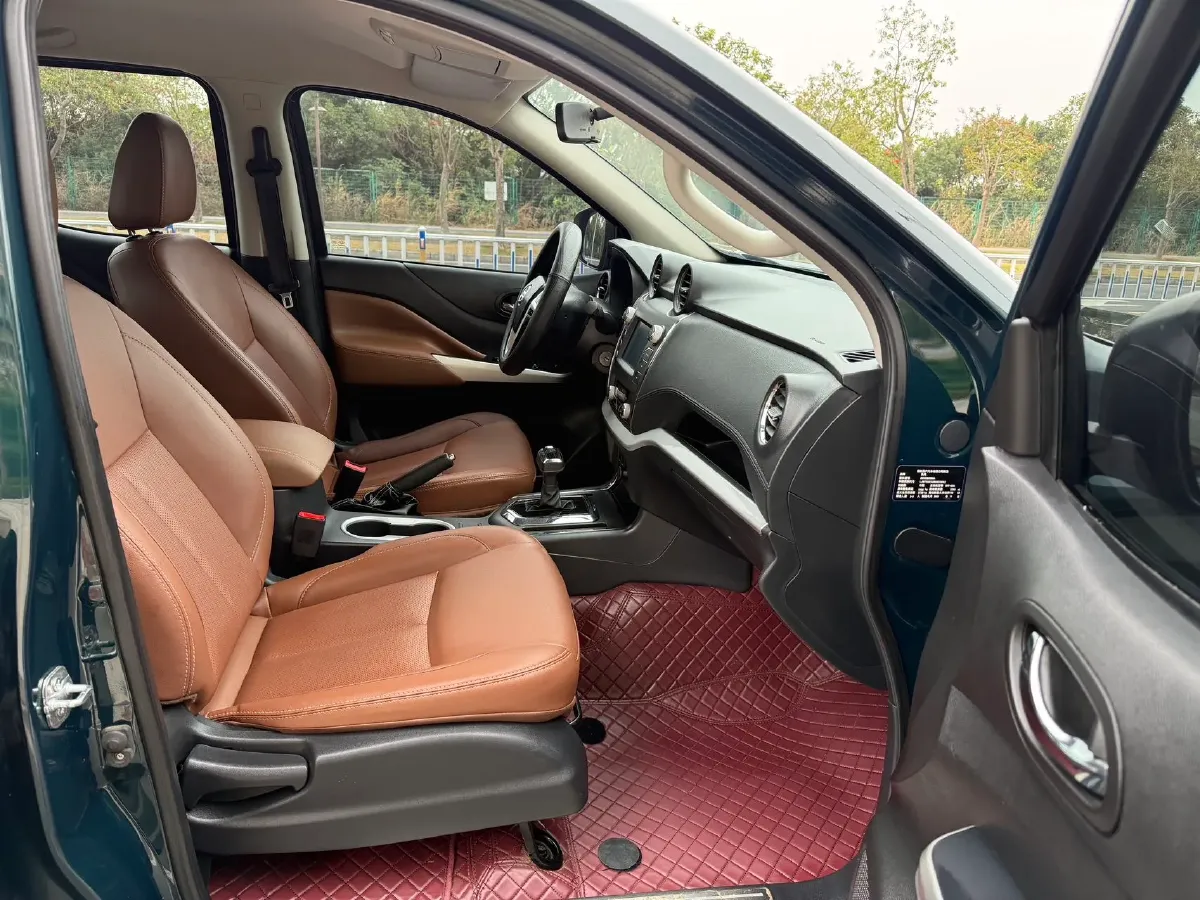 2021 Dongfeng RuiQi 6 2.3T 163HP L4 8AT,autocango,china used car exporter,china ev exporter,chinese used car exporter,chinese used ev exporter