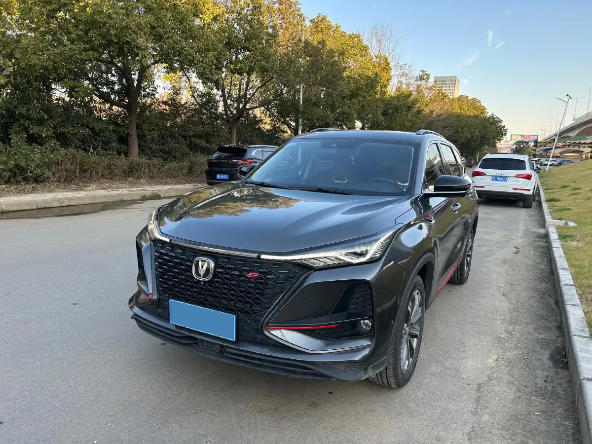 2020 ChangAn CS75 Plus 2.0T 233HP L4 8AT