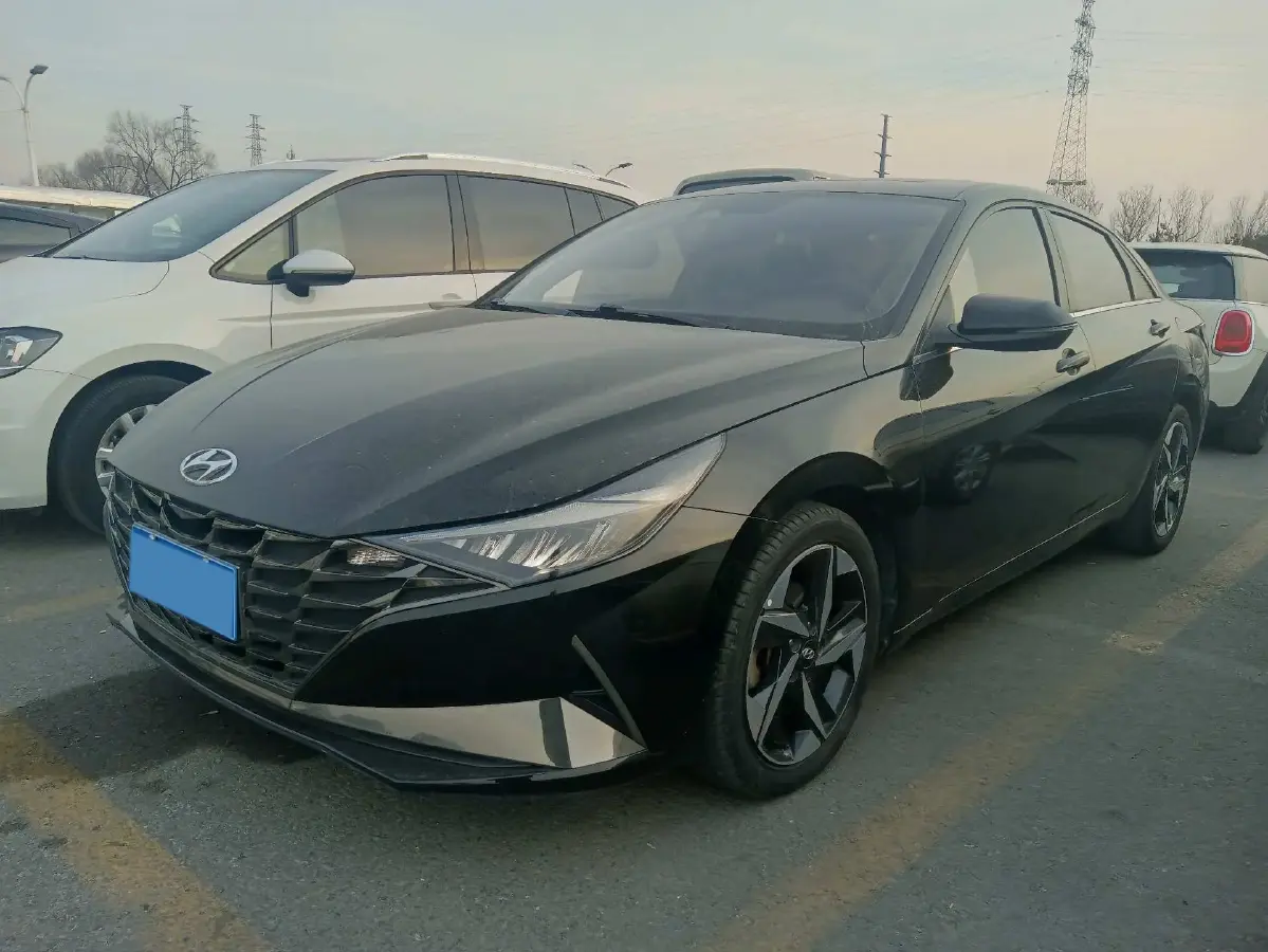 2021 Hyundai Elantra 1.5L 115HP L4 CVT