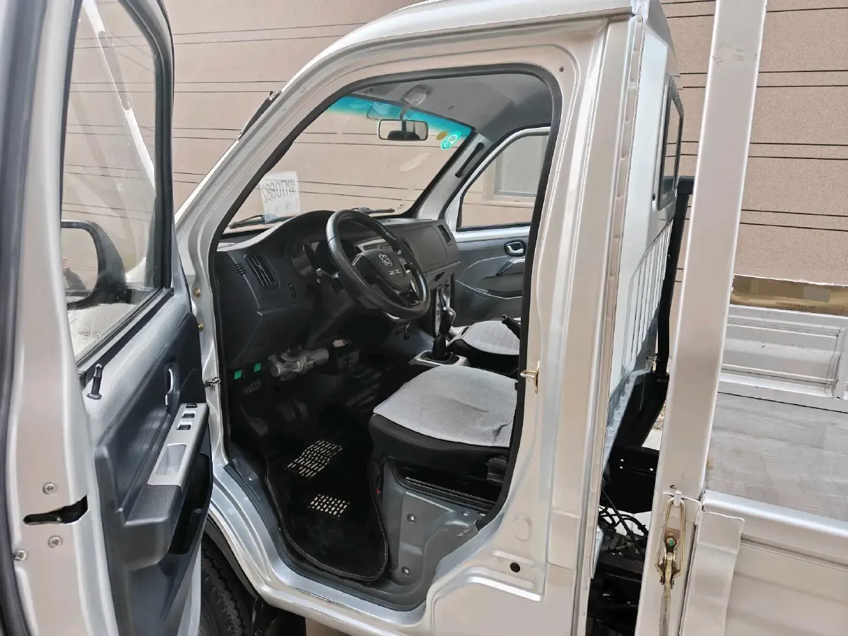 2020 Victory Auto Victory K3 1.5L 116HP L4 5MT,autocango,china used car exporter,china ev exporter,chinese used car exporter,chinese used ev exporter