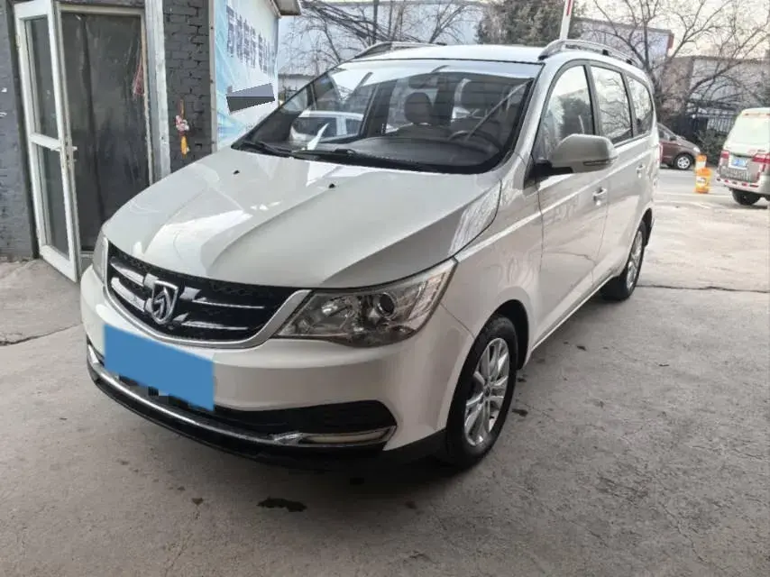 2016 BaoJun 730 1.5L 112HP L4 5MT