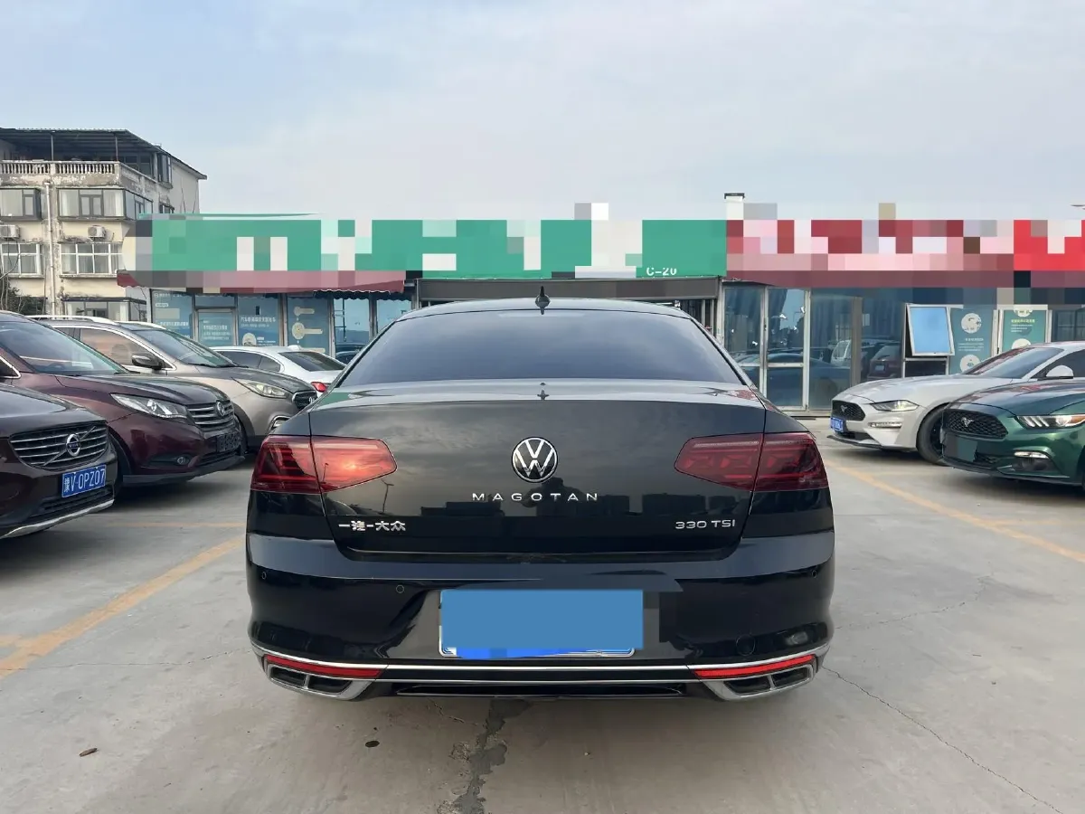 2023 Volkswagen Magotan 2.0T 186HP L4 7DCT,autocango,china used car exporter,china ev exporter,chinese used car exporter,chinese used ev exporter