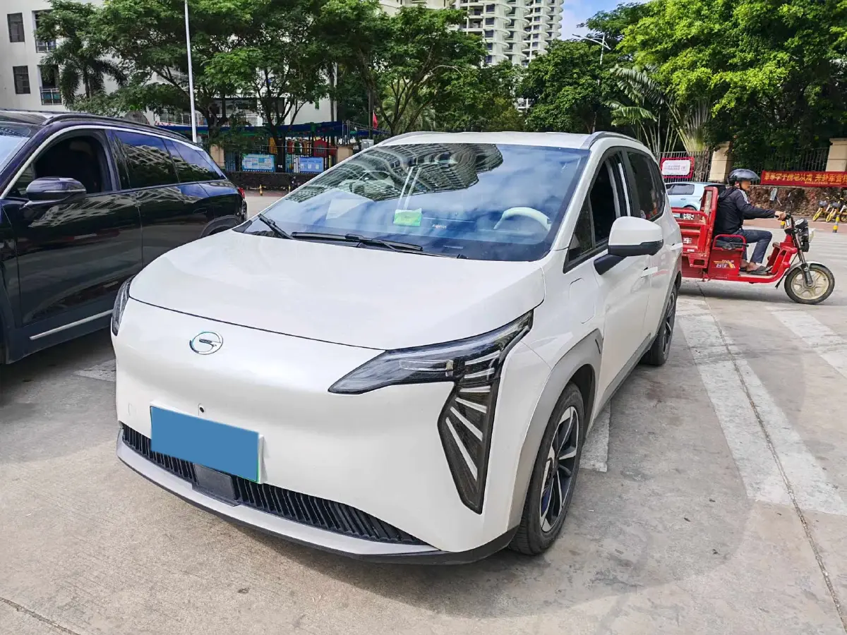 2025 Aion Y BEV 58.4KWH