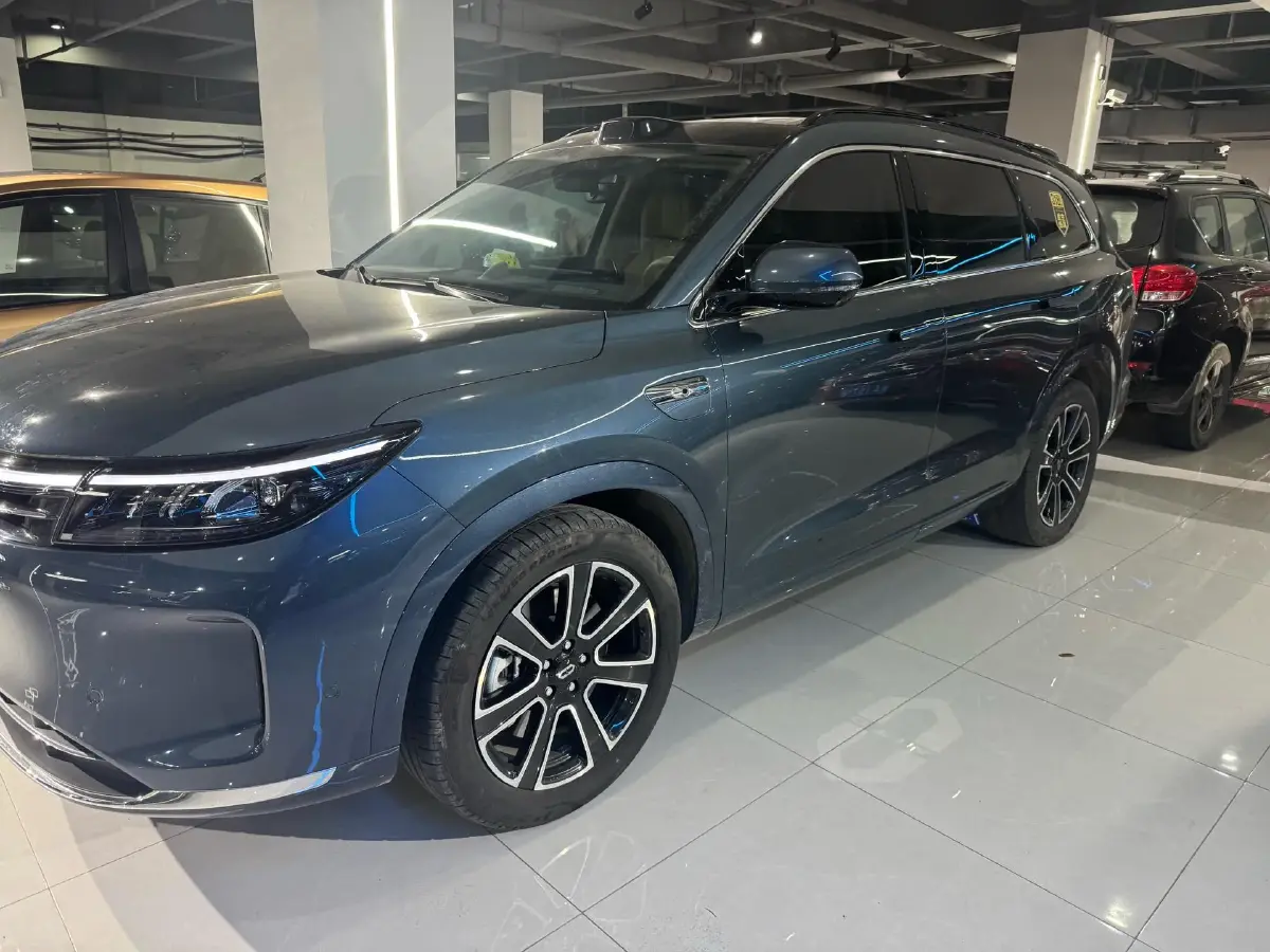 2024 AITO AITO M7 1.5T 152HP L4 REEV 42KWH