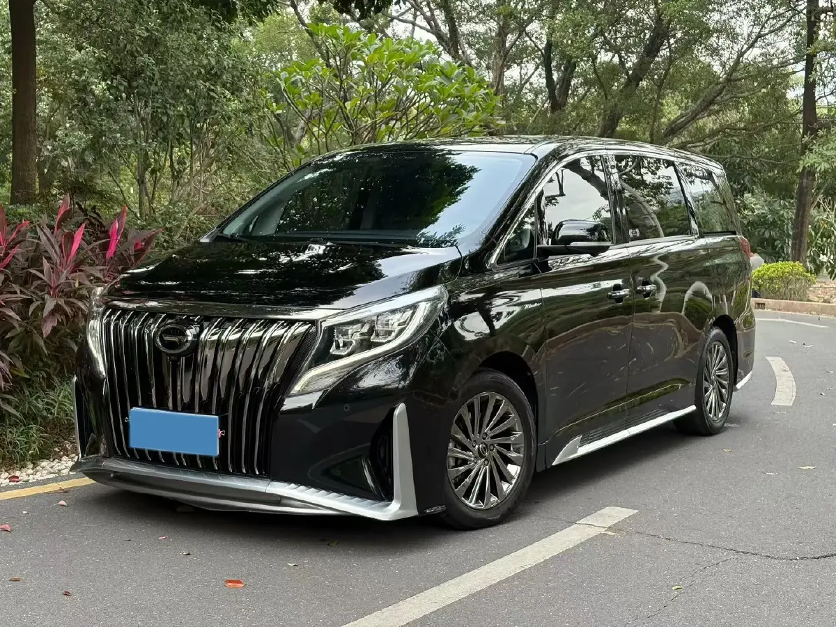 2021 GAC Trumpchi M8 2.0T 252HP L4 8AT