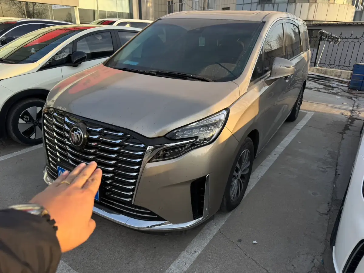 2023 Buick GL8 2.0T 237HP L4 9AT