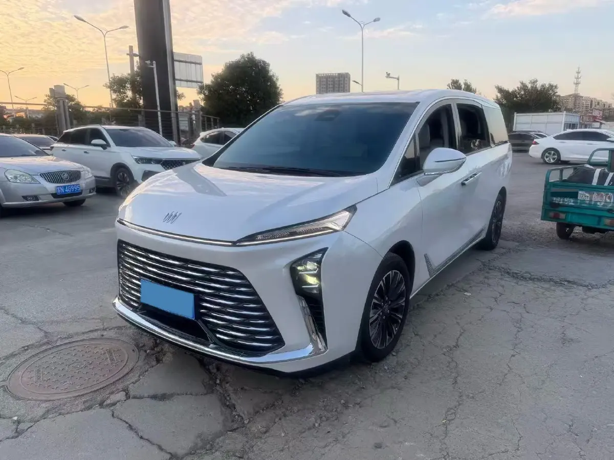 2025 Buick GL8 2.0T 237HP L4 9AT