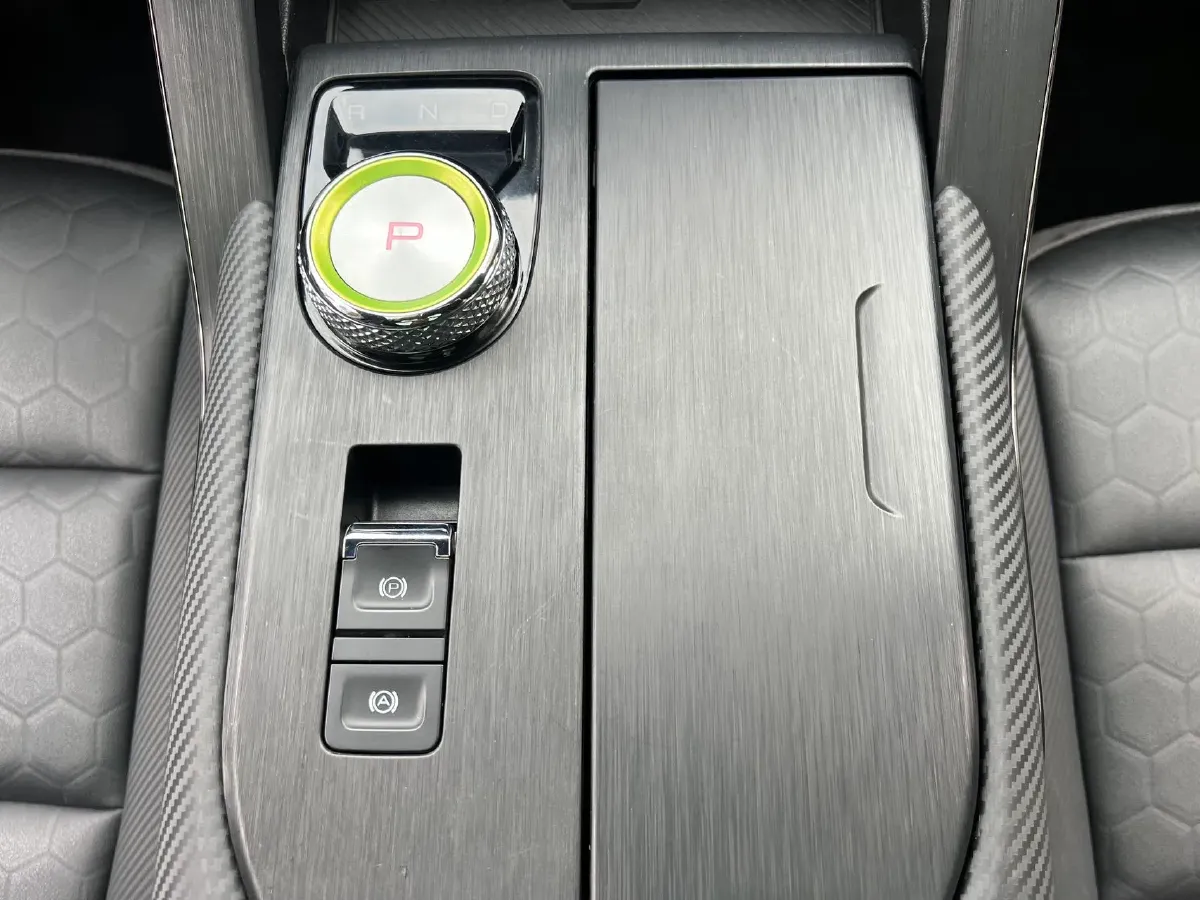 2022 Haval H6S 1.5T 150HP L4 2DHT Hybrid 1.69KWH,autocango,china used car exporter,china ev exporter,chinese used car exporter,chinese used ev exporter