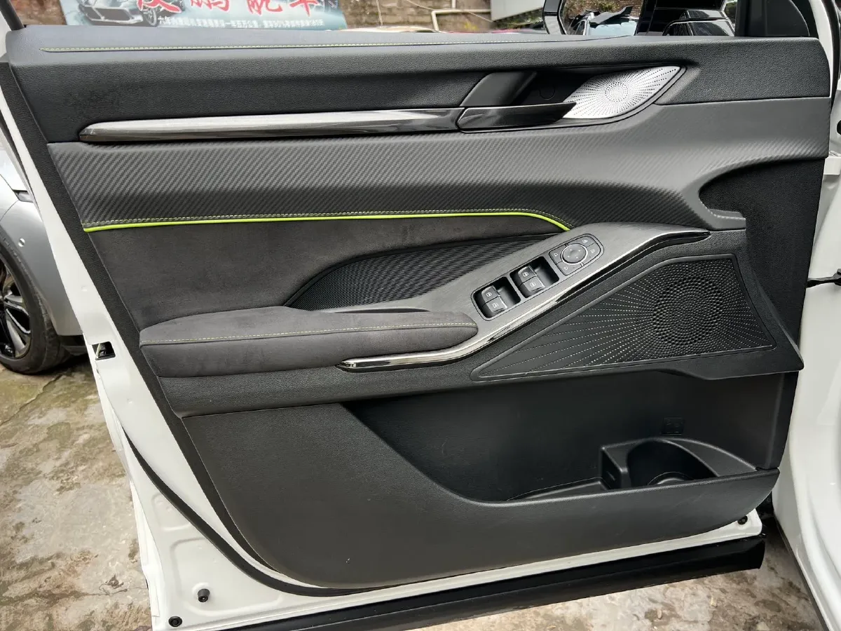 2022 Haval H6S 1.5T 150HP L4 2DHT Hybrid 1.69KWH,autocango,china used car exporter,china ev exporter,chinese used car exporter,chinese used ev exporter