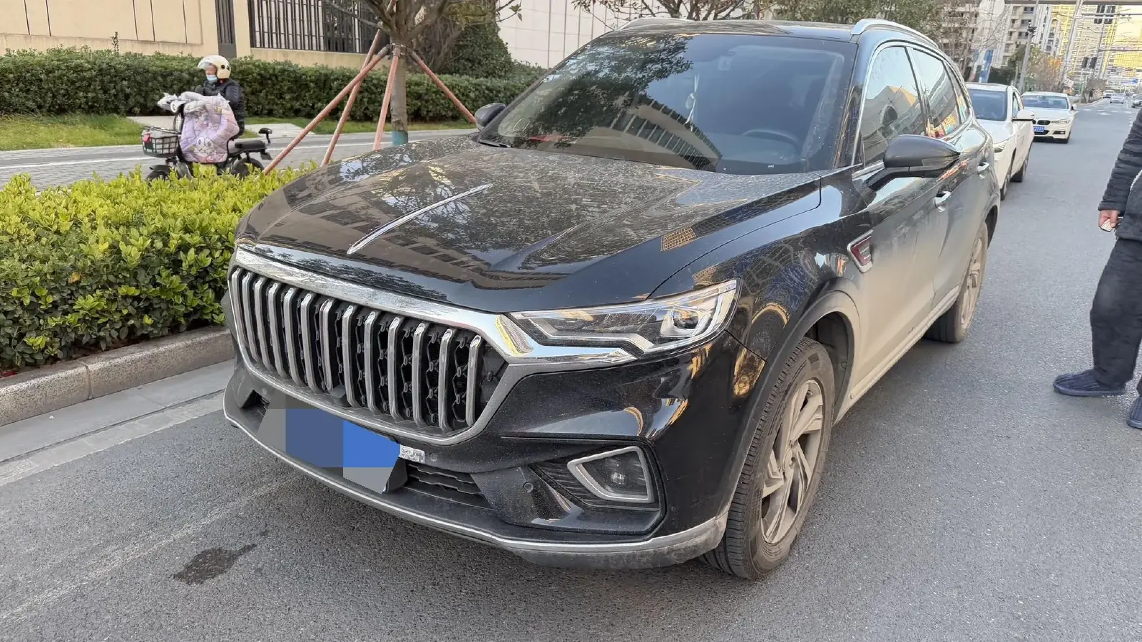 2022 HongQi HS5 2.0T 224HP L4 6AT