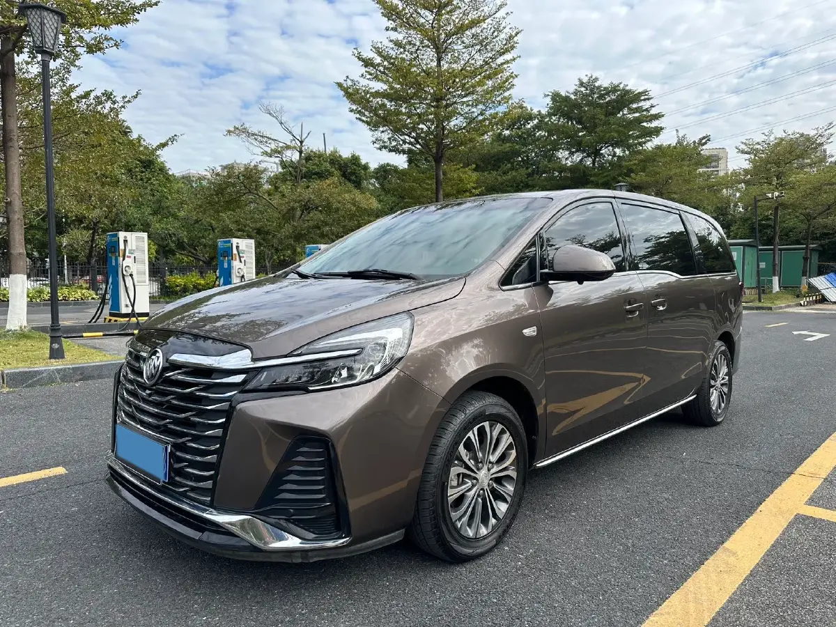 2023 Buick GL8 2.0T 237HP L4 9AT