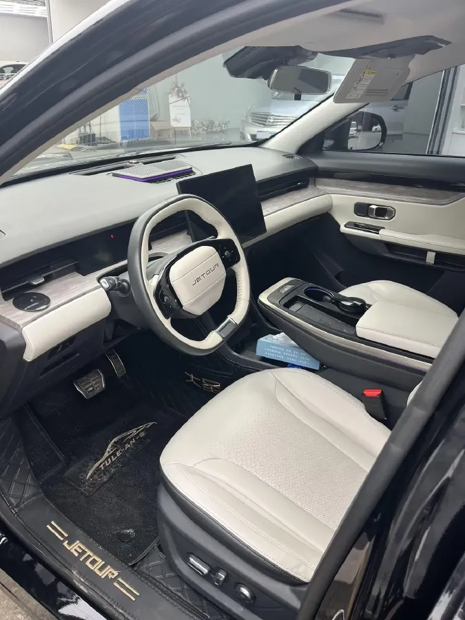 2022 Jetour DASHING 1.6T 197HP L4 7DCT,autocango,china used car exporter,china ev exporter,chinese used car exporter,chinese used ev exporter